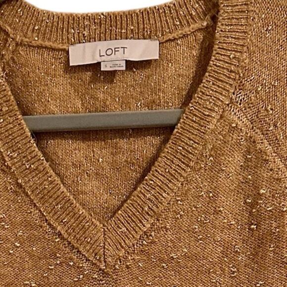 Loft Gold Speckled Camel V-Neck Sweater NWOT, size S - Picture 6 of 7